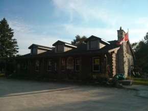 The Spirit Rock Outpost & Lodge, Wiarton